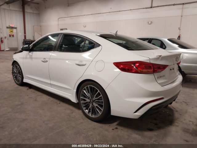 Photo 2 VIN: KMHD04LB3JU543158 - HYUNDAI ELANTRA 