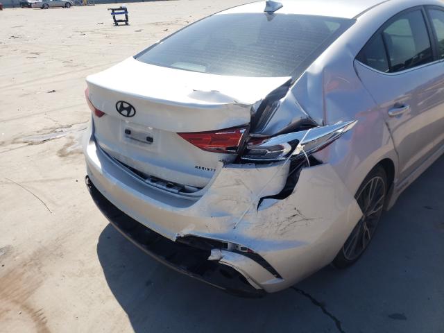 Photo 8 VIN: KMHD04LB3JU548229 - HYUNDAI ELANTRA SP 