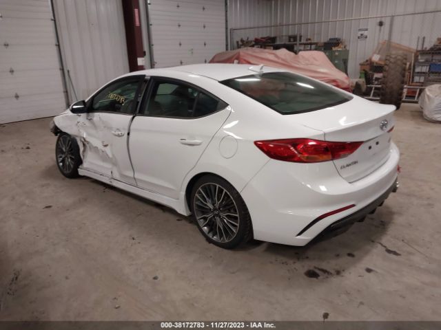 Photo 2 VIN: KMHD04LB3JU723613 - HYUNDAI ELANTRA 