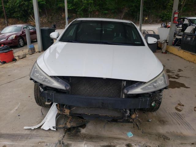 Photo 4 VIN: KMHD04LB3KU831926 - HYUNDAI ELANTRA 