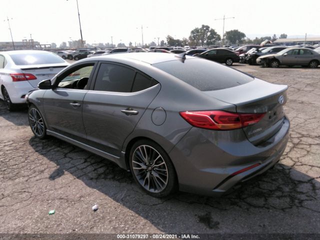 Photo 2 VIN: KMHD04LB4JU508645 - HYUNDAI ELANTRA 