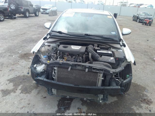 Photo 5 VIN: KMHD04LB4JU533139 - HYUNDAI ELANTRA 