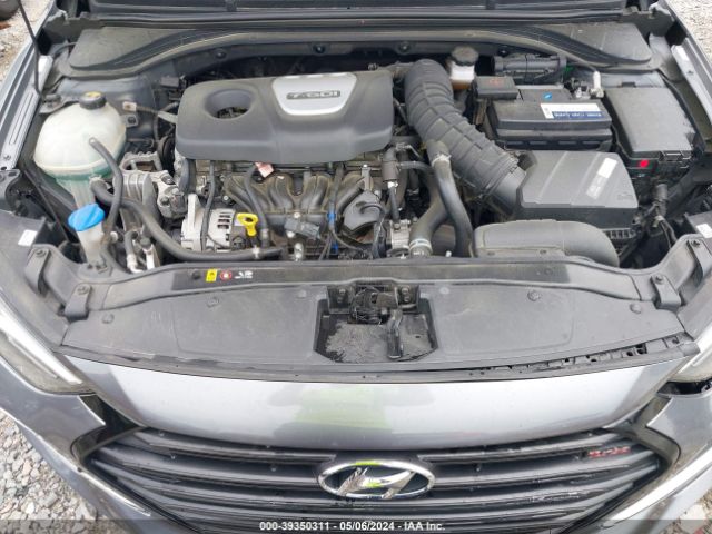 Photo 9 VIN: KMHD04LB5JU498885 - HYUNDAI ELANTRA 