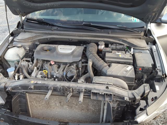 Photo 6 VIN: KMHD04LB6HU317416 - HYUNDAI ELANTRA SP 