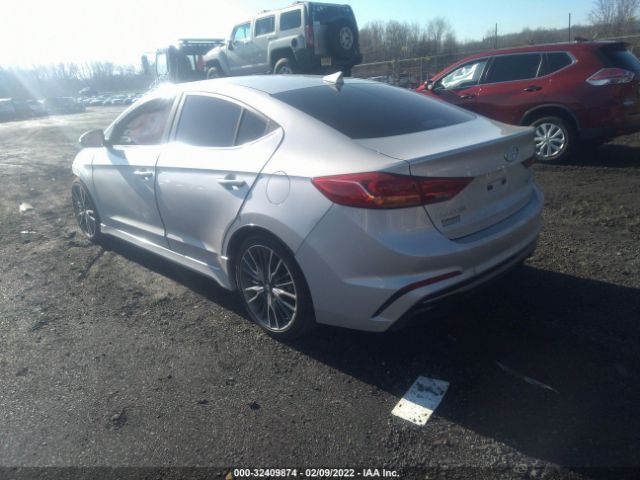 Photo 2 VIN: KMHD04LB6HU362758 - HYUNDAI ELANTRA 