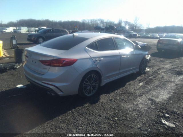 Photo 3 VIN: KMHD04LB6HU362758 - HYUNDAI ELANTRA 