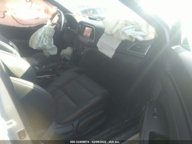 Photo 4 VIN: KMHD04LB6HU362758 - HYUNDAI ELANTRA 