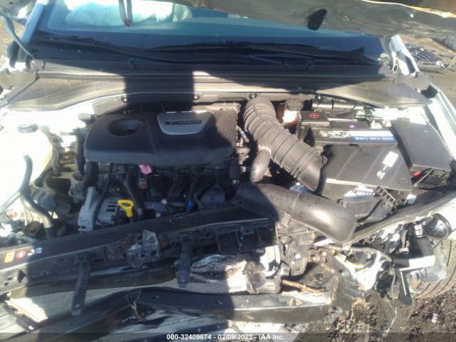 Photo 9 VIN: KMHD04LB6HU362758 - HYUNDAI ELANTRA 