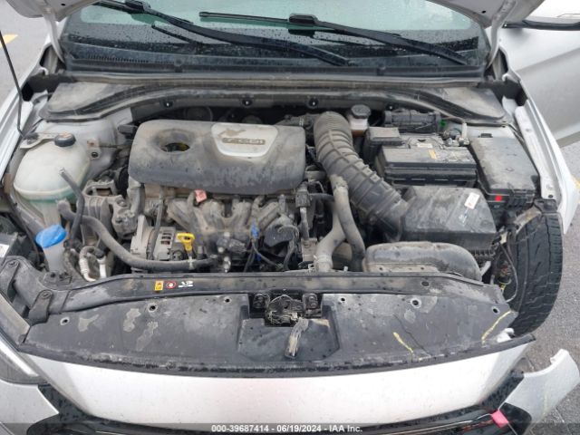 Photo 9 VIN: KMHD04LB6JU474899 - HYUNDAI ELANTRA 