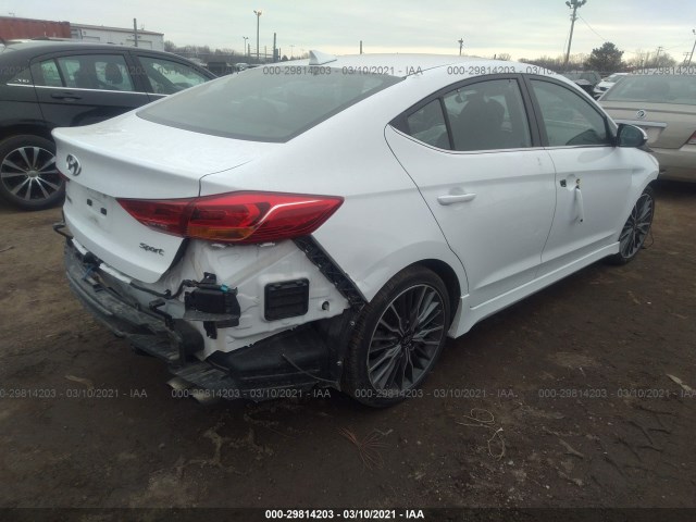 Photo 3 VIN: KMHD04LB6JU504435 - HYUNDAI ELANTRA 