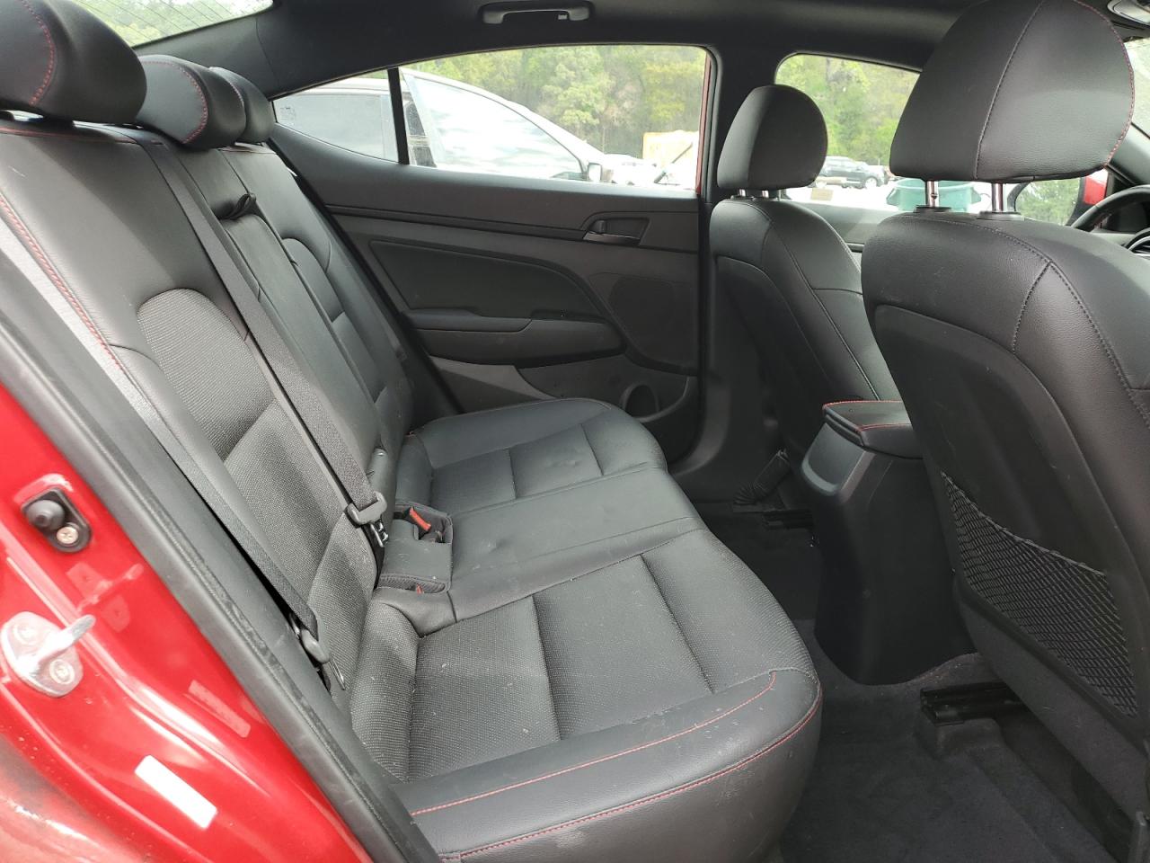 Photo 9 VIN: KMHD04LB6JU705428 - HYUNDAI ELANTRA 