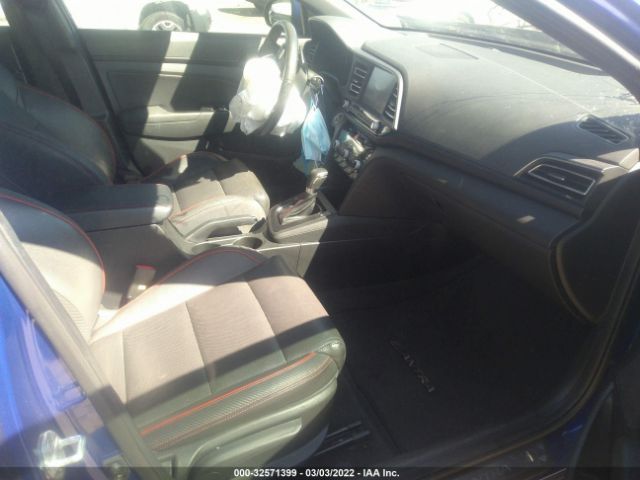 Photo 4 VIN: KMHD04LB6LU069208 - HYUNDAI ELANTRA 