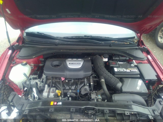 Photo 9 VIN: KMHD04LB7HU364681 - HYUNDAI ELANTRA 