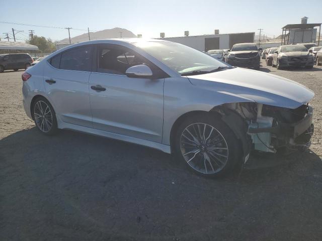 Photo 3 VIN: KMHD04LB7JU721220 - HYUNDAI ELANTRA 