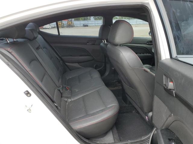 Photo 9 VIN: KMHD04LB8HU401219 - HYUNDAI ELANTRA SP 