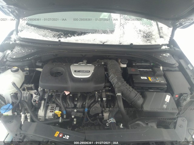 Photo 9 VIN: KMHD04LB8KU829511 - HYUNDAI ELANTRA 