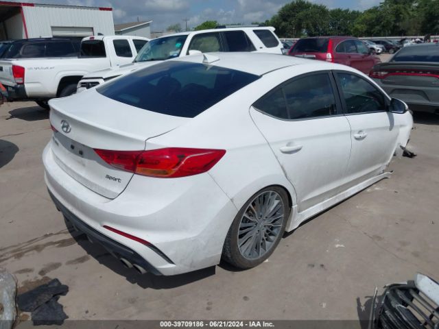 Photo 3 VIN: KMHD04LB9JU706251 - HYUNDAI ELANTRA 