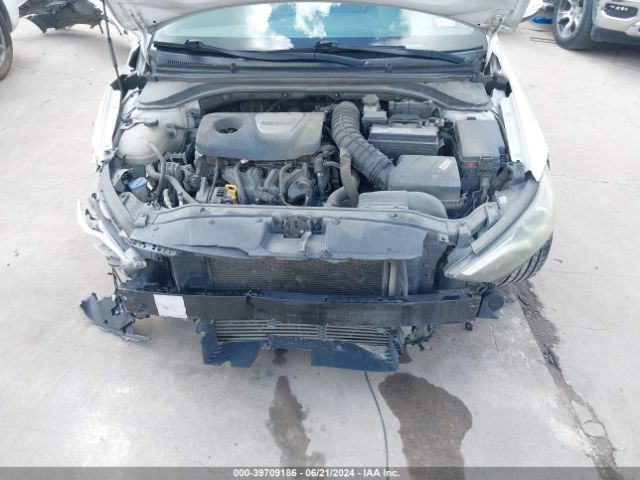 Photo 5 VIN: KMHD04LB9JU706251 - HYUNDAI ELANTRA 