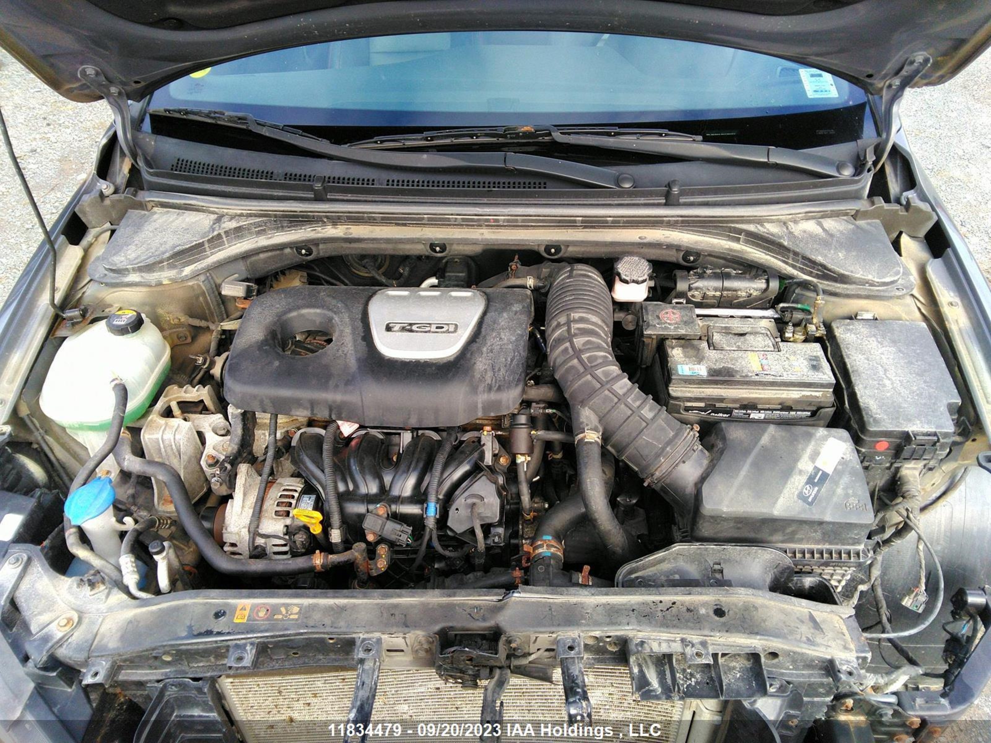 Photo 9 VIN: KMHD04LB9JU706850 - HYUNDAI ELANTRA 