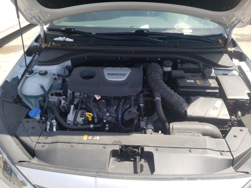 Photo 6 VIN: KMHD04LB9KU813608 - HYUNDAI ELANTRA SP 