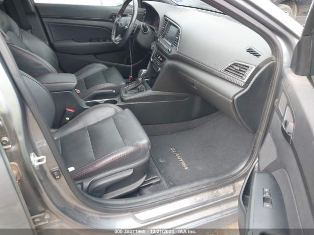 Photo 4 VIN: KMHD04LBXJU511064 - HYUNDAI ELANTRA SP 