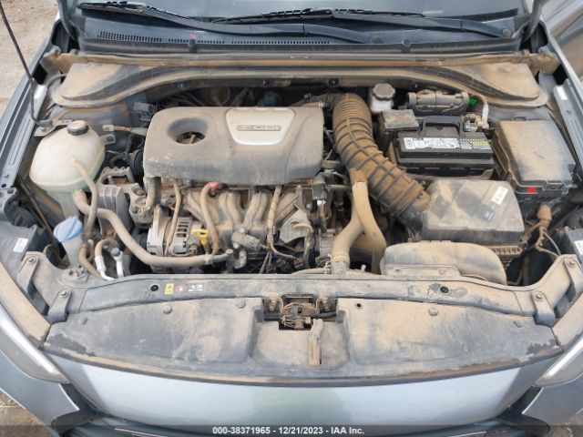 Photo 9 VIN: KMHD04LBXJU511064 - HYUNDAI ELANTRA SP 