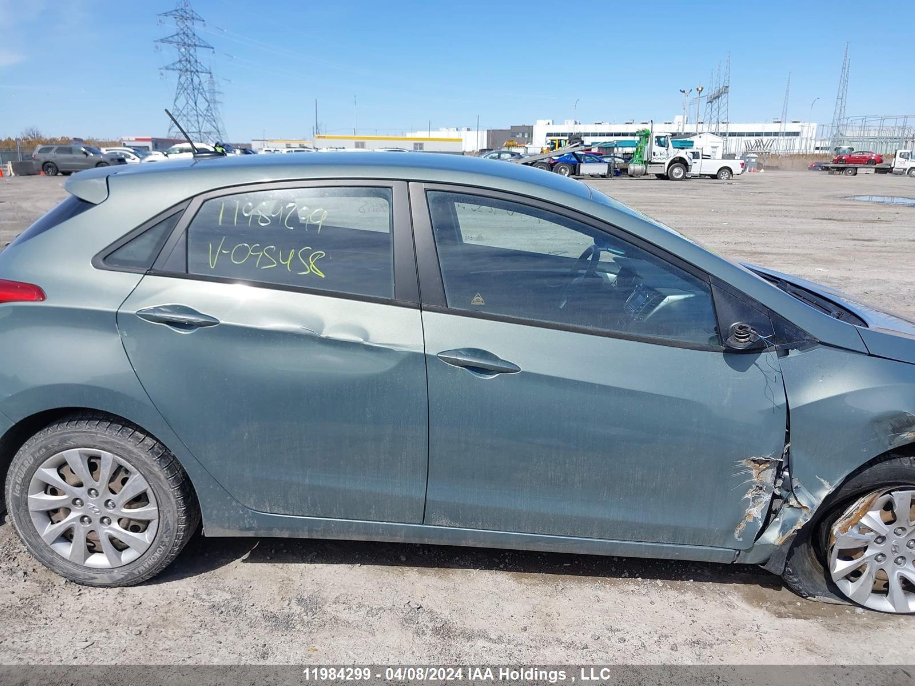 Photo 12 VIN: KMHD25LE0DU095458 - HYUNDAI ELANTRA 