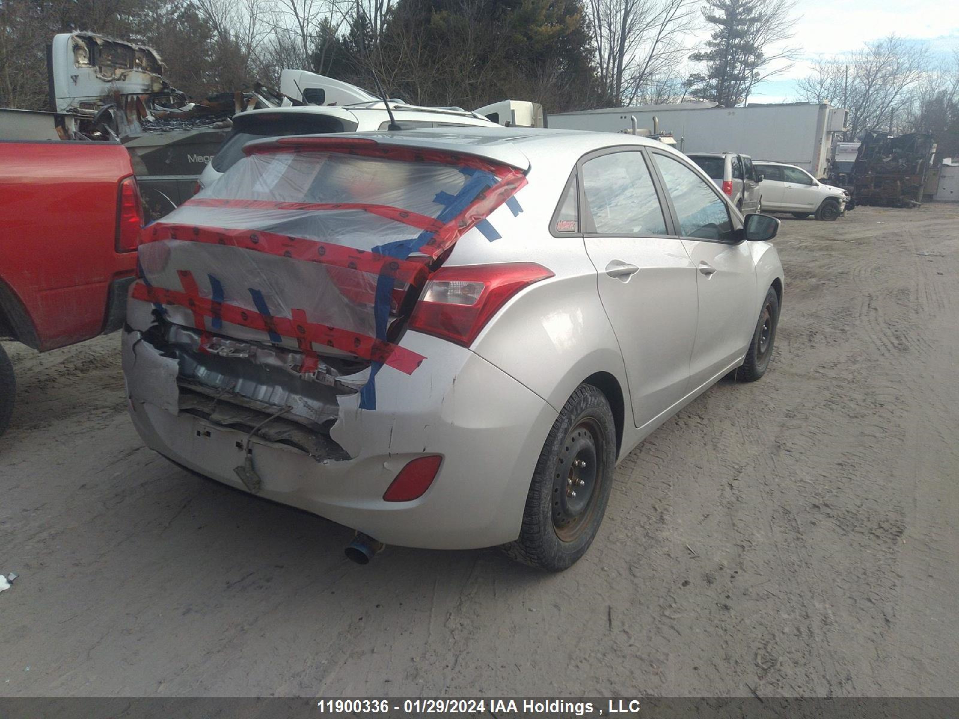 Photo 3 VIN: KMHD25LE3DU020446 - HYUNDAI ELANTRA 