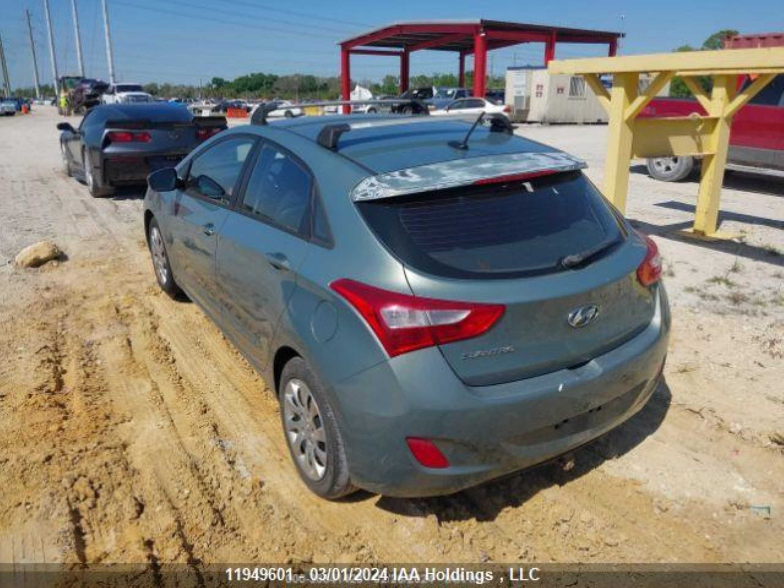 Photo 4 VIN: KMHD25LE4DU041404 - HYUNDAI ELANTRA 