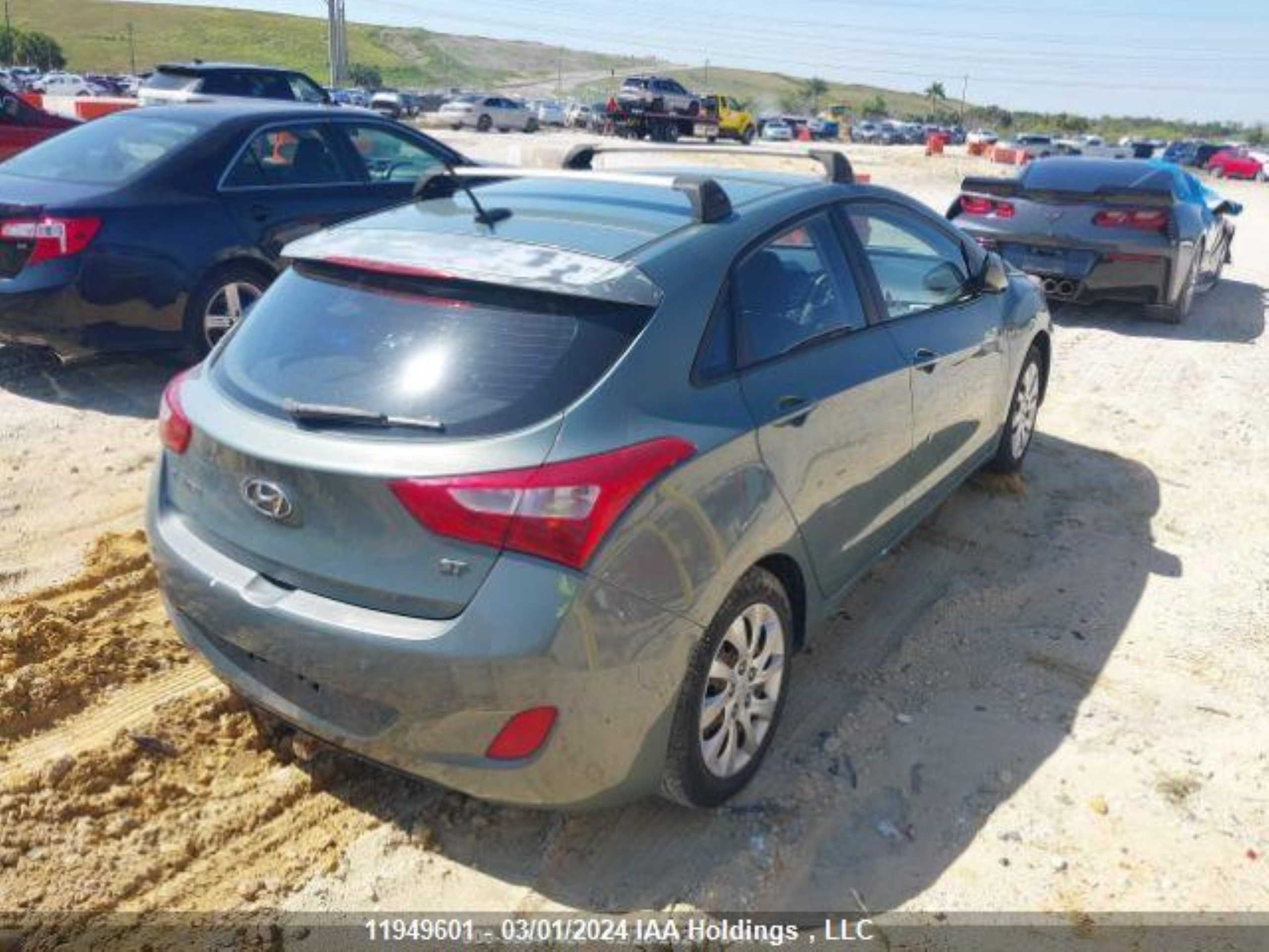 Photo 5 VIN: KMHD25LE4DU041404 - HYUNDAI ELANTRA 