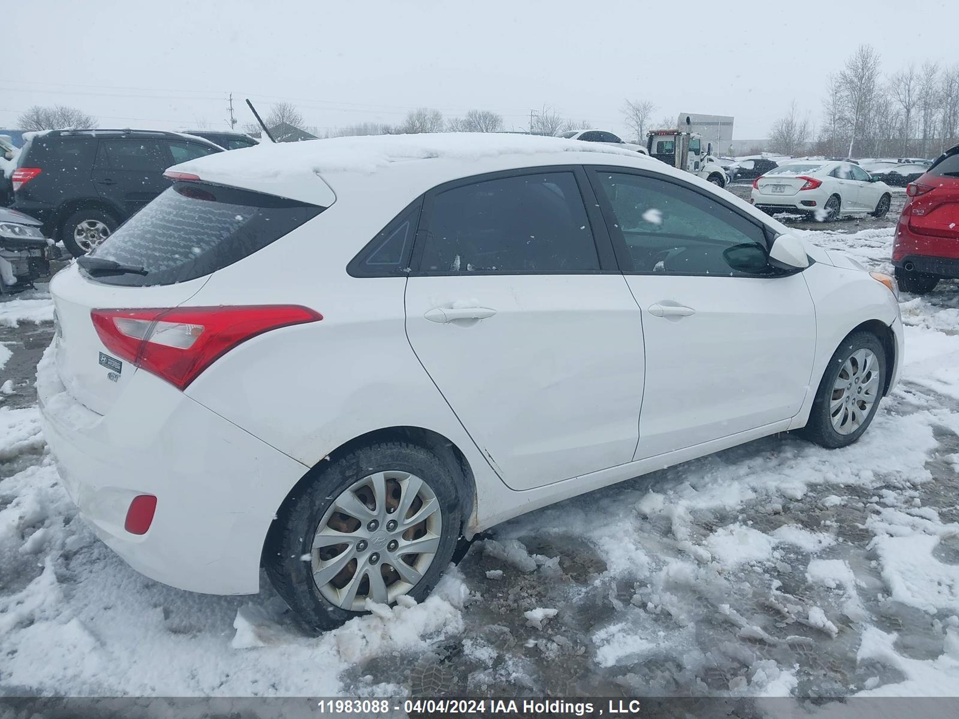 Photo 3 VIN: KMHD25LE5DU087761 - HYUNDAI ELANTRA 