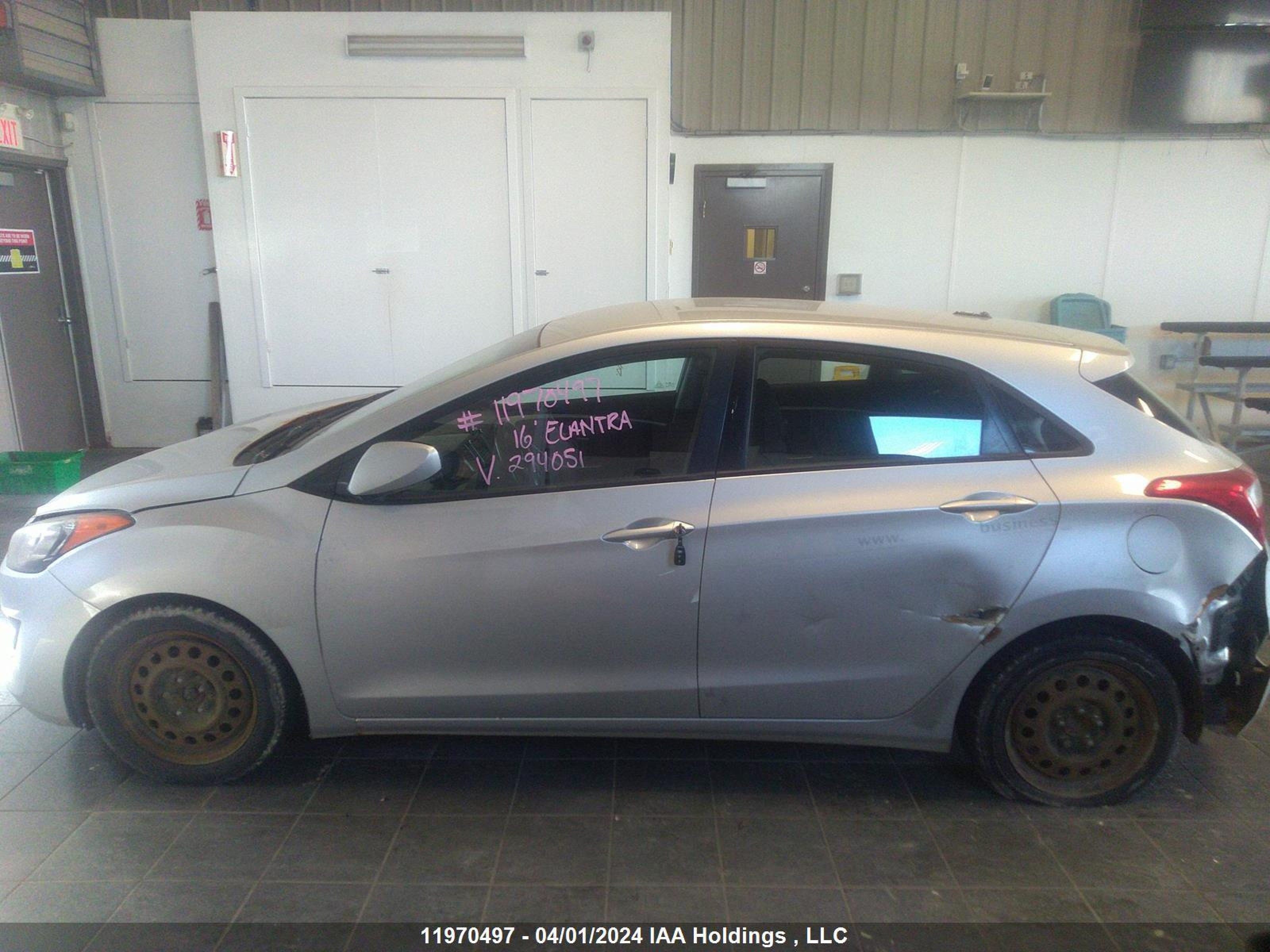 Photo 14 VIN: KMHD25LH3GU294051 - HYUNDAI ELANTRA 