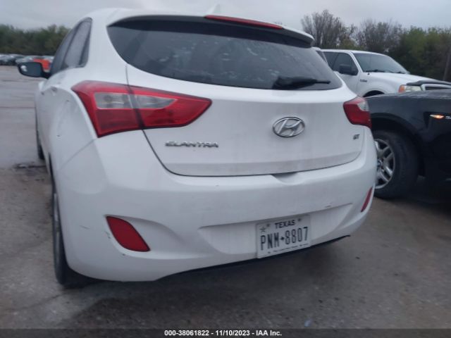 Photo 2 VIN: KMHD35LE0DU078561 - HYUNDAI ELANTRA GT 