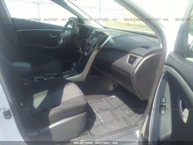 Photo 4 VIN: KMHD35LE0DU087373 - HYUNDAI ELANTRA GT 