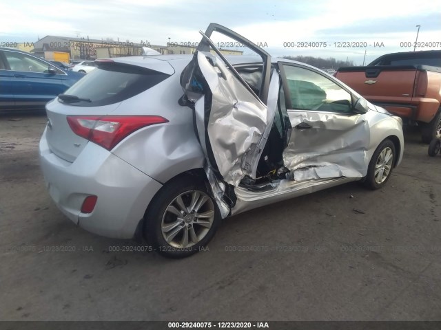 Photo 3 VIN: KMHD35LE1DU086913 - HYUNDAI ELANTRA GT 