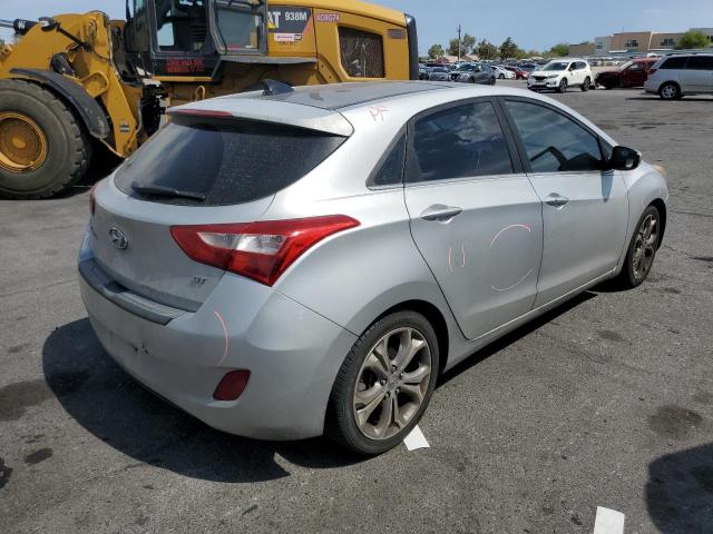 Photo 2 VIN: KMHD35LE1DU111034 - HYUNDAI ELANTRA GT 