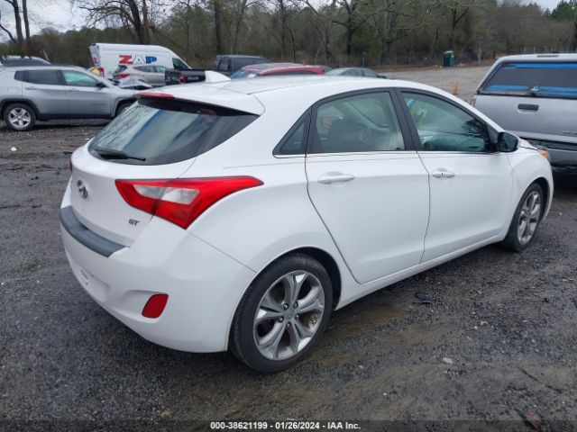 Photo 3 VIN: KMHD35LE1DU124690 - HYUNDAI ELANTRA GT 