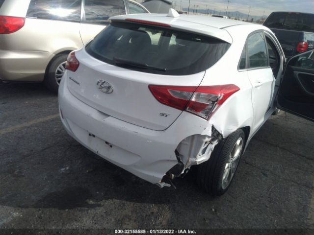 Photo 5 VIN: KMHD35LE2DU074284 - HYUNDAI ELANTRA GT 