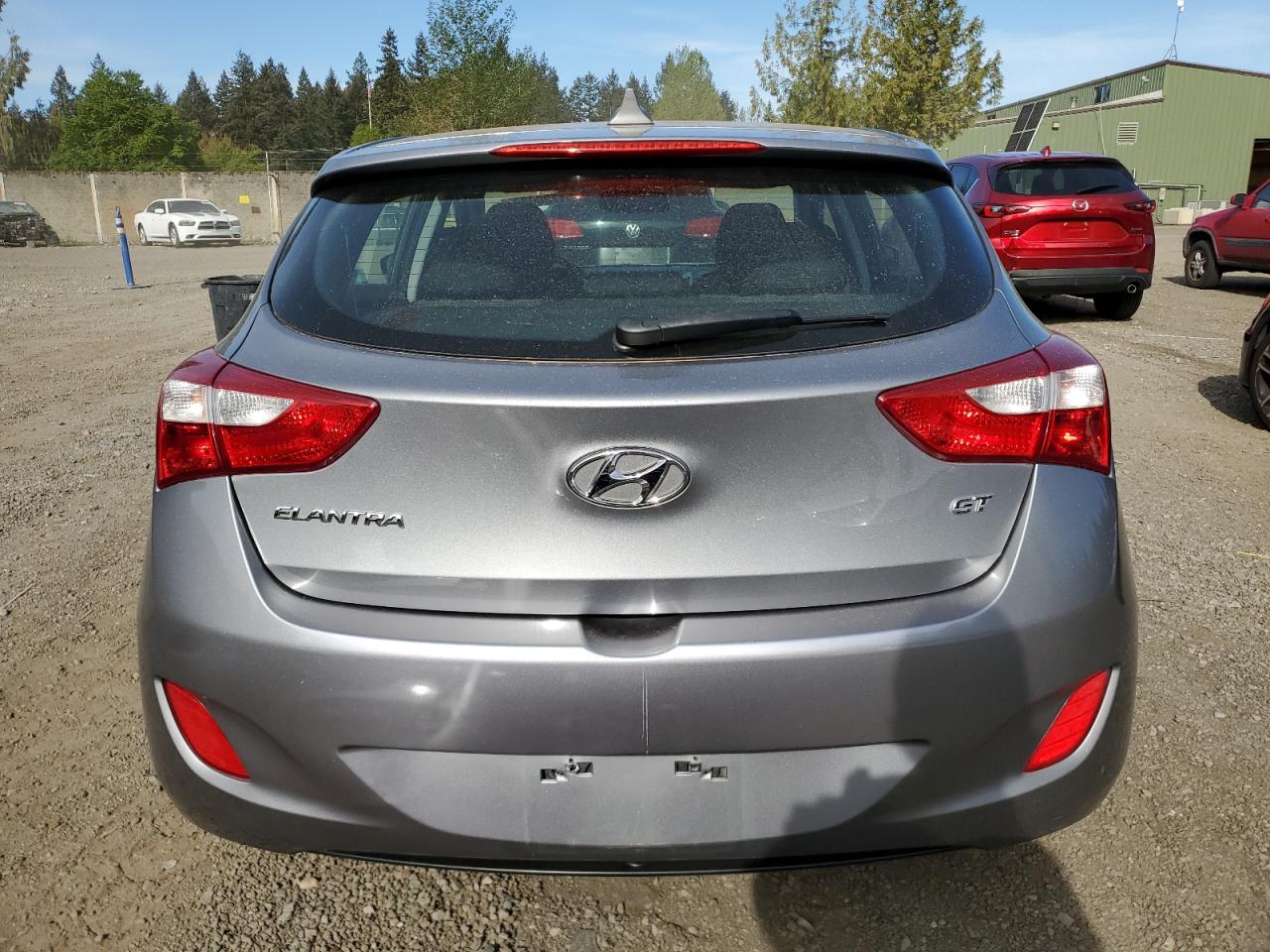 Photo 5 VIN: KMHD35LE2DU090050 - HYUNDAI ELANTRA 