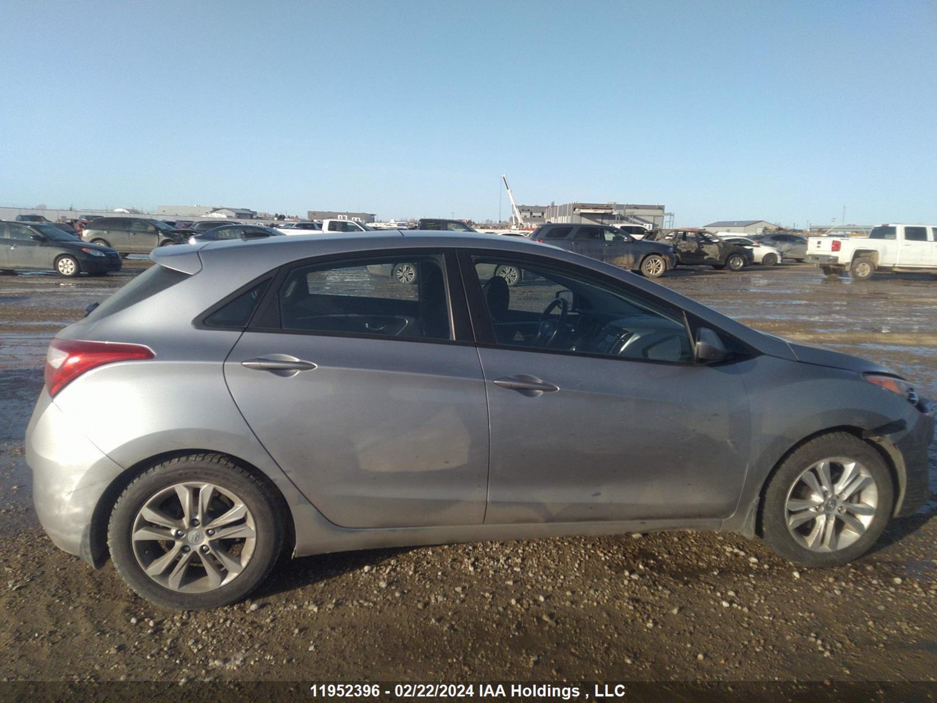 Photo 12 VIN: KMHD35LE2DU092798 - HYUNDAI ELANTRA 