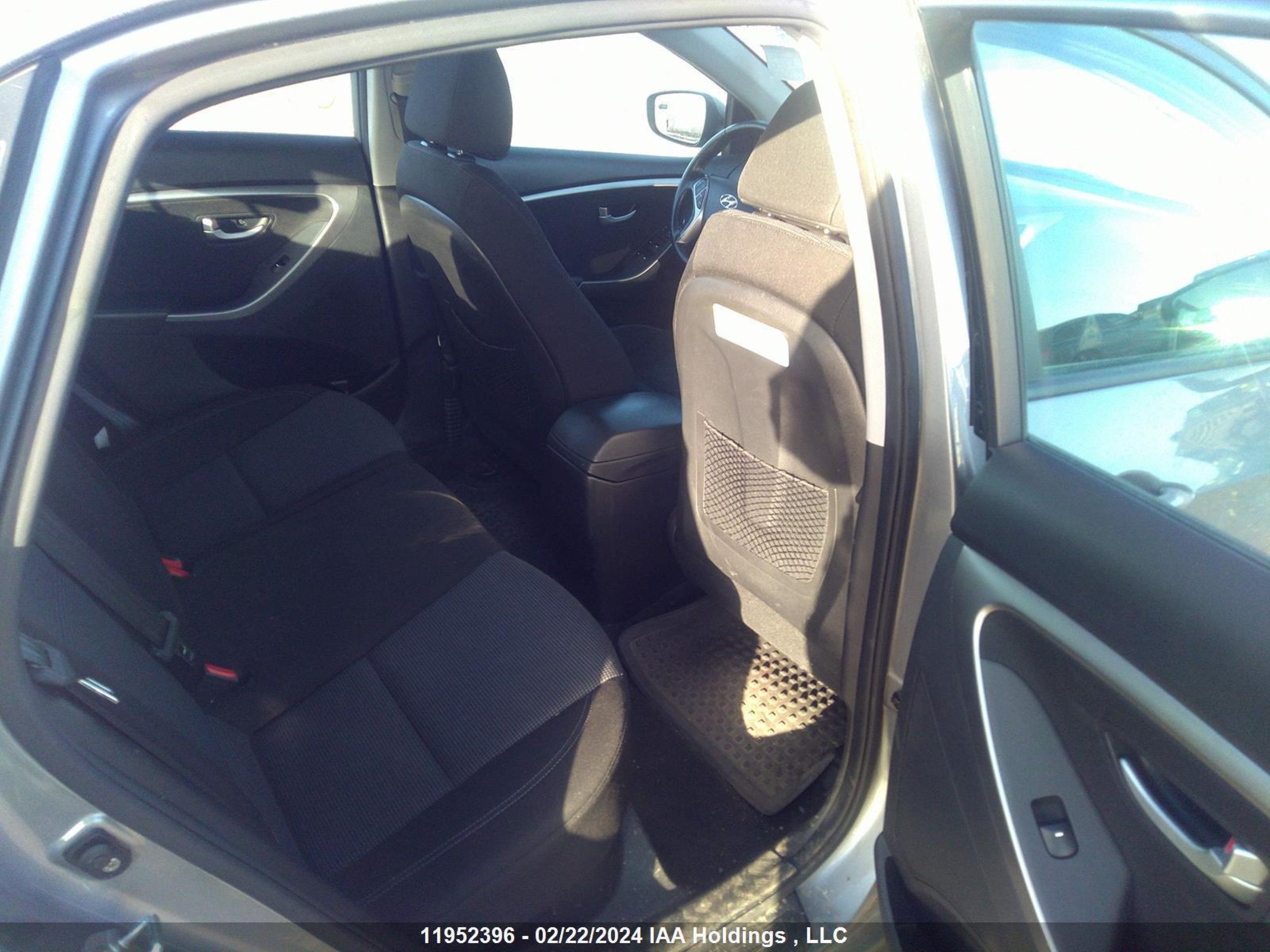 Photo 7 VIN: KMHD35LE2DU092798 - HYUNDAI ELANTRA 