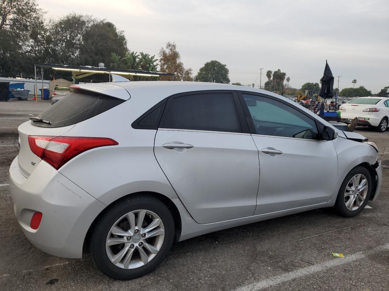 Photo 2 VIN: KMHD35LE3DU079235 - HYUNDAI ELANTRA 