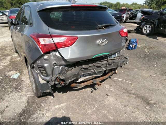 Photo 5 VIN: KMHD35LE3DU082409 - HYUNDAI ELANTRA GT 