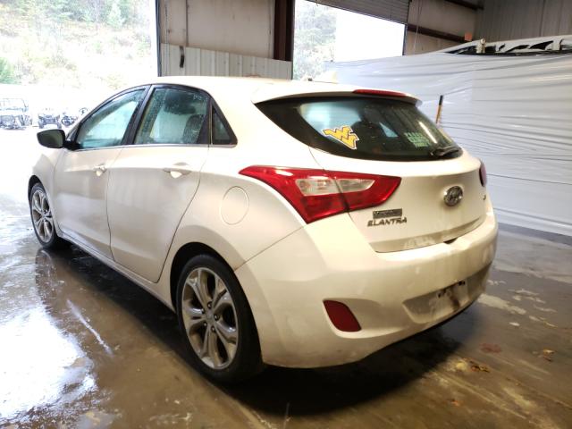 Photo 2 VIN: KMHD35LE3DU122228 - HYUNDAI ELANTRA GT 