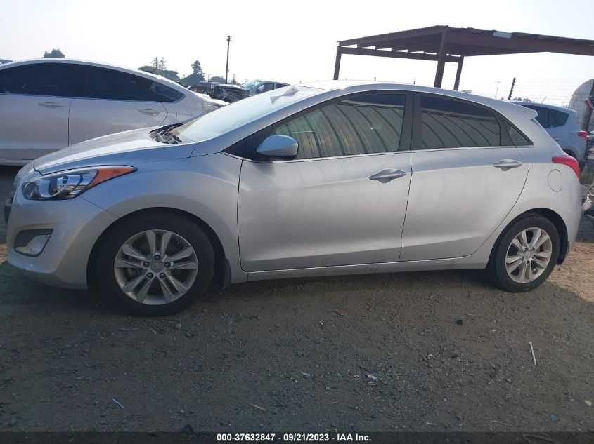 Photo 14 VIN: KMHD35LE3DU126683 - HYUNDAI ELANTRA 