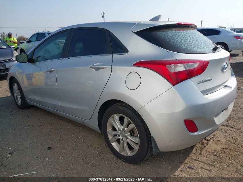 Photo 2 VIN: KMHD35LE3DU126683 - HYUNDAI ELANTRA 