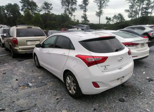 Photo 2 VIN: KMHD35LE3DU128174 - HYUNDAI ELANTRA GT 