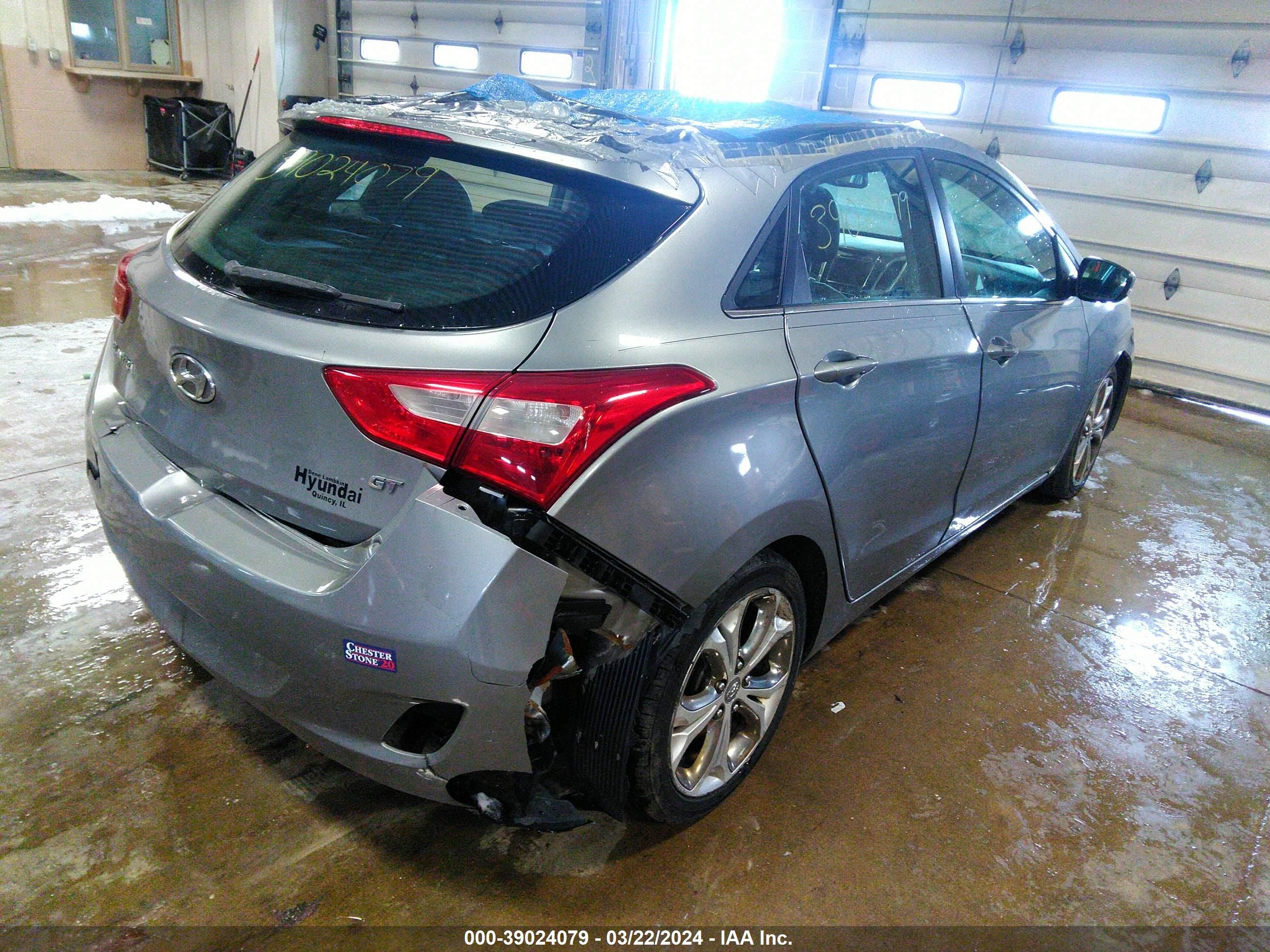 Photo 3 VIN: KMHD35LE4DU120987 - HYUNDAI ELANTRA 