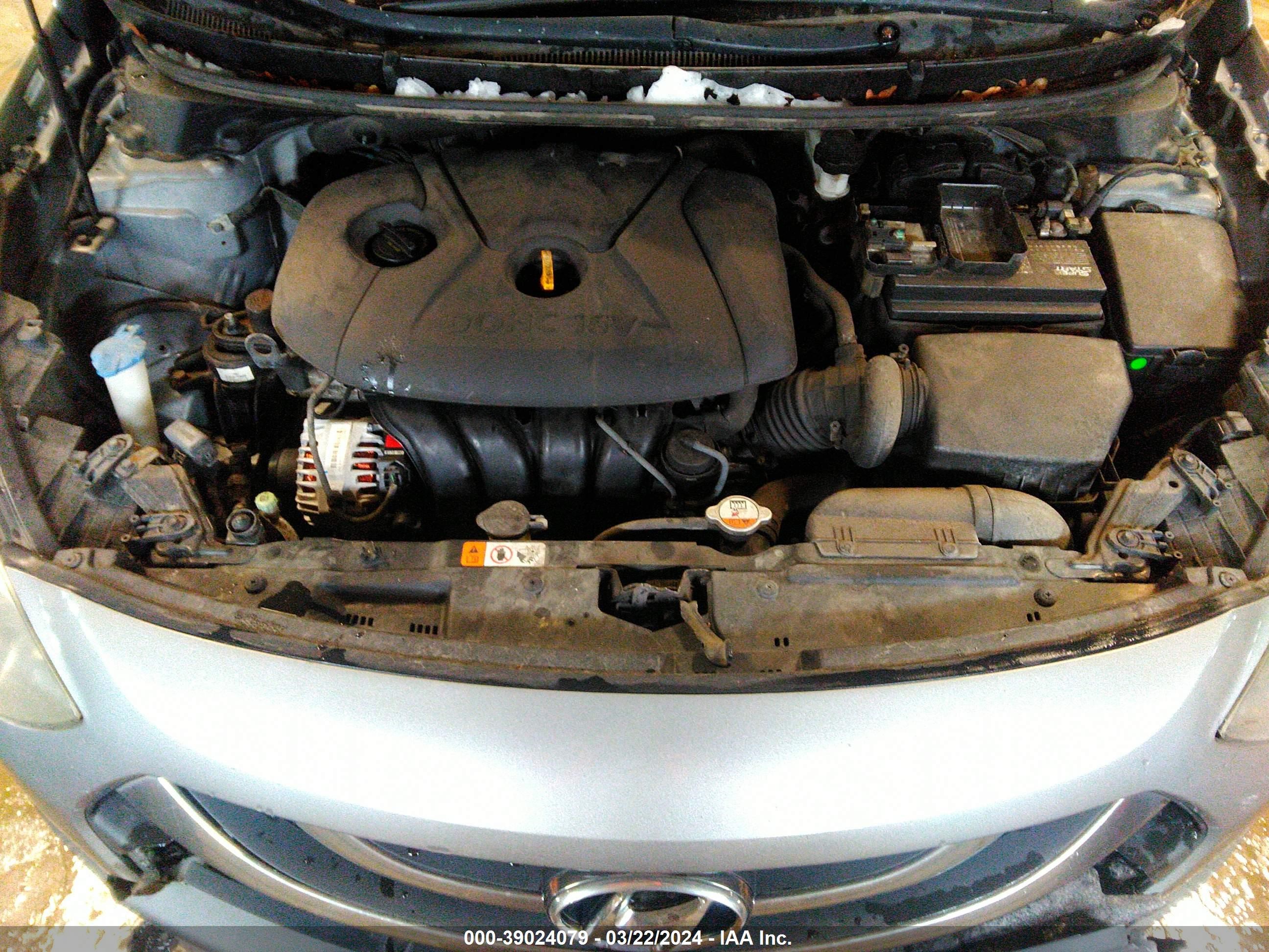 Photo 9 VIN: KMHD35LE4DU120987 - HYUNDAI ELANTRA 