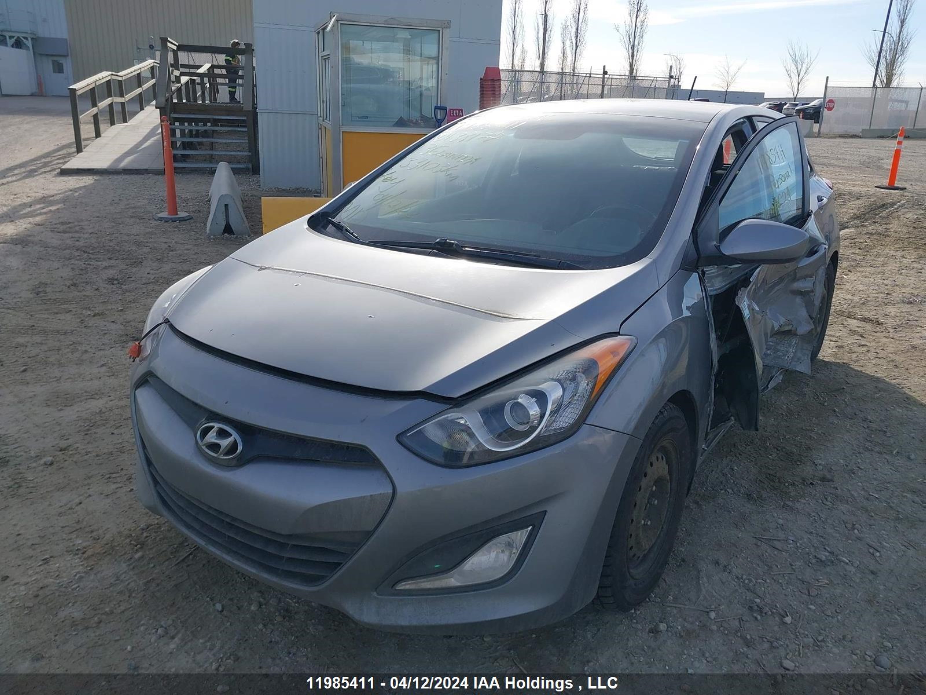 Photo 1 VIN: KMHD35LE4DU138177 - HYUNDAI ELANTRA 